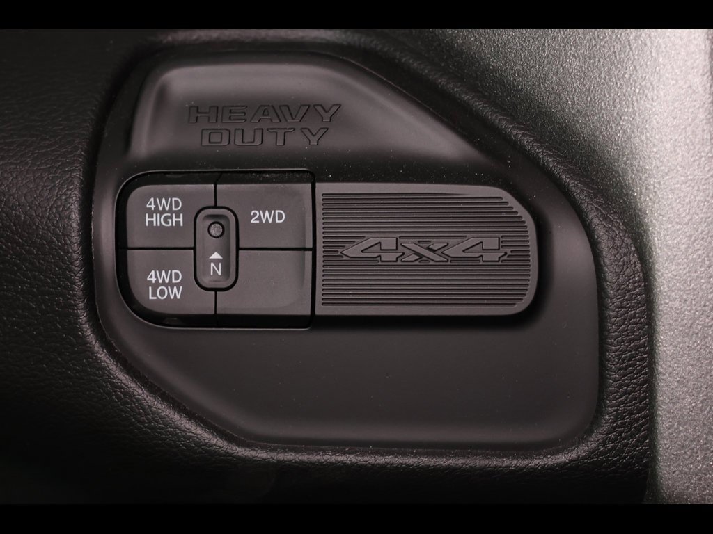 Used 2024 RAM 2500 Tradesman w/ Chrome Appearance Group image 12