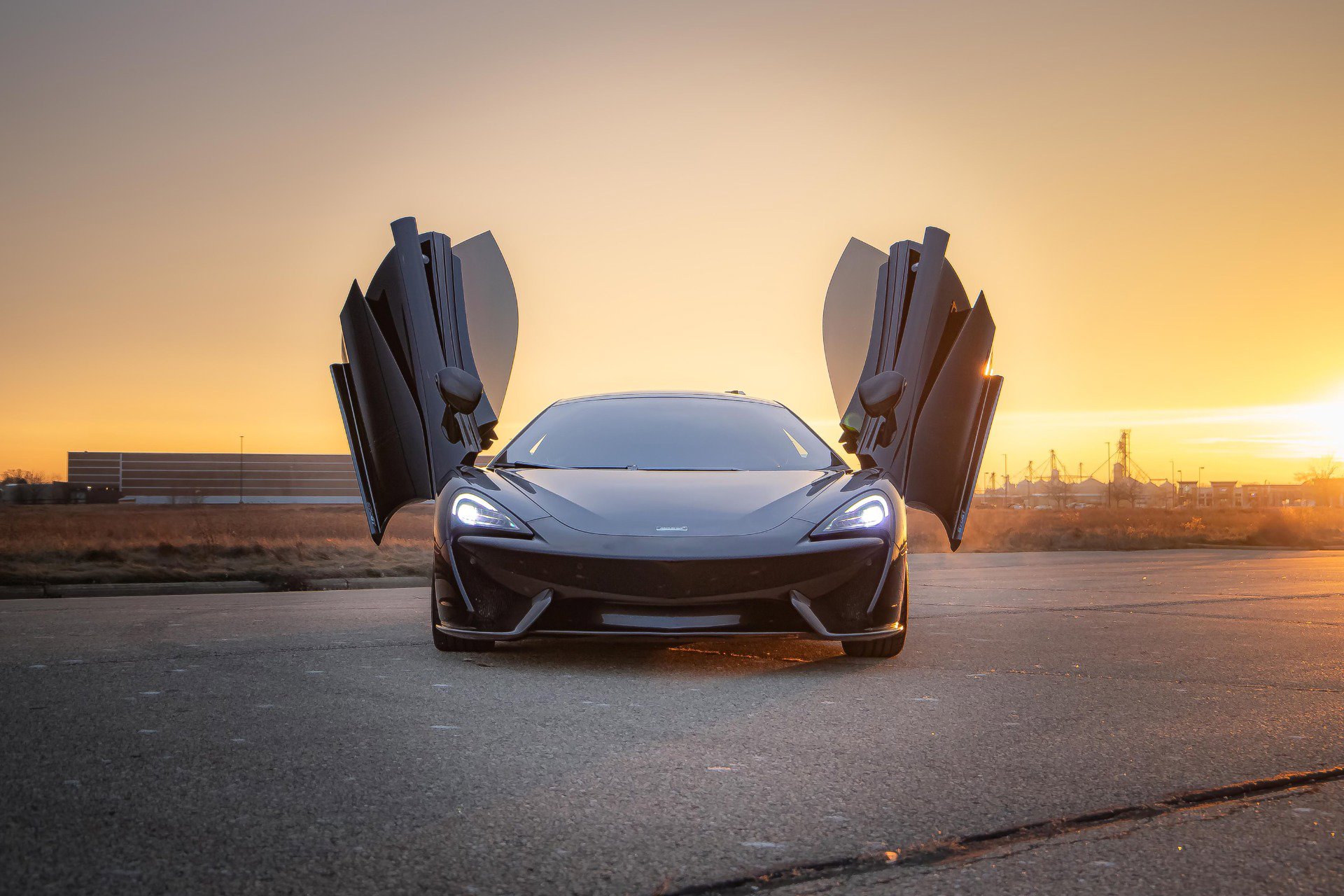 Used 2017 McLaren 570S image 18