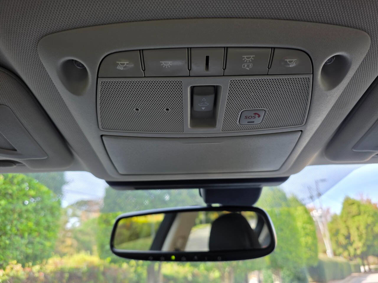 Used 2018 INFINITI Q50 Luxe w/ Essential Package (3.0T Luxe) image 28