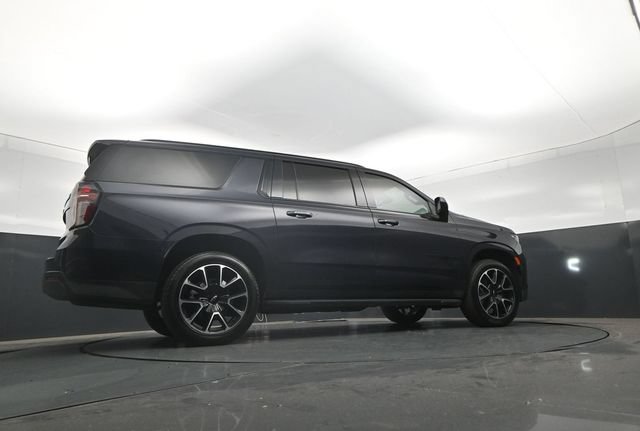 Used 2023 Chevrolet Suburban RST RWD image 29