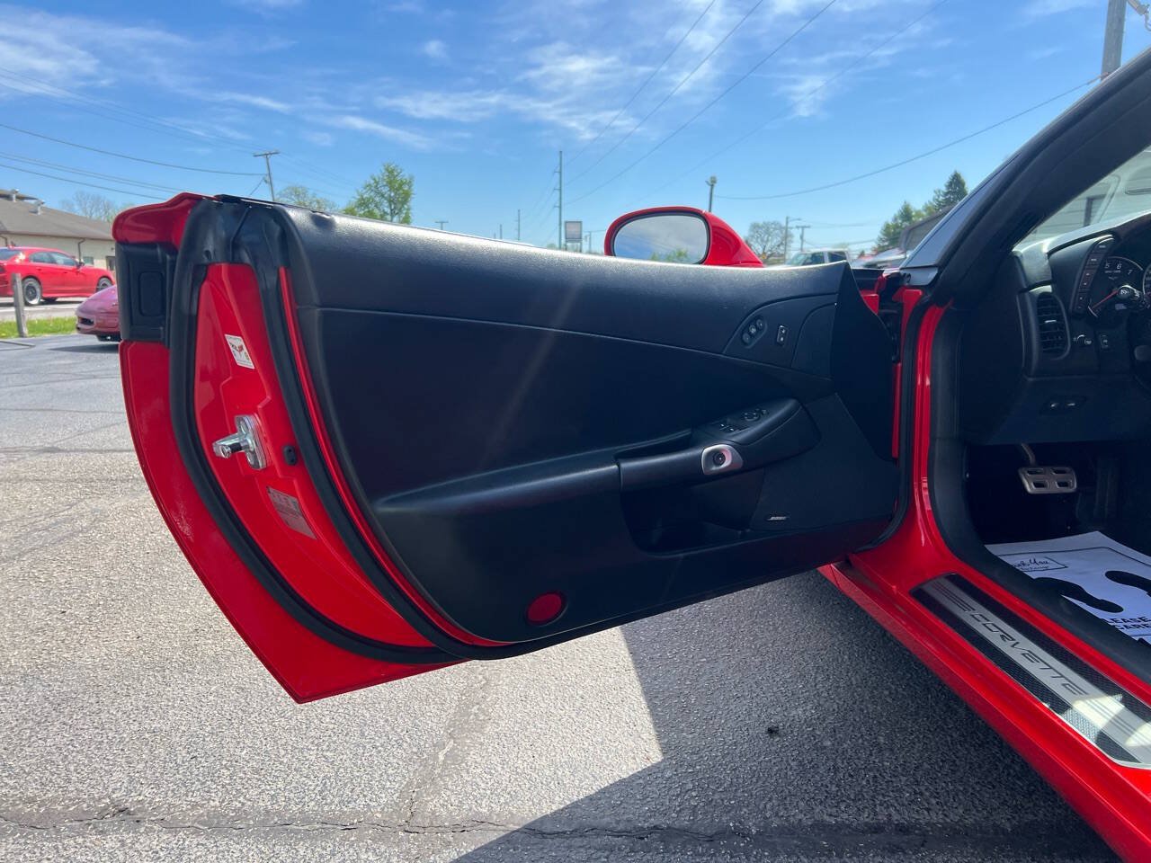 Used 2010 Chevrolet Corvette Convertible w/ Preferred Equipment Group RWD image 47