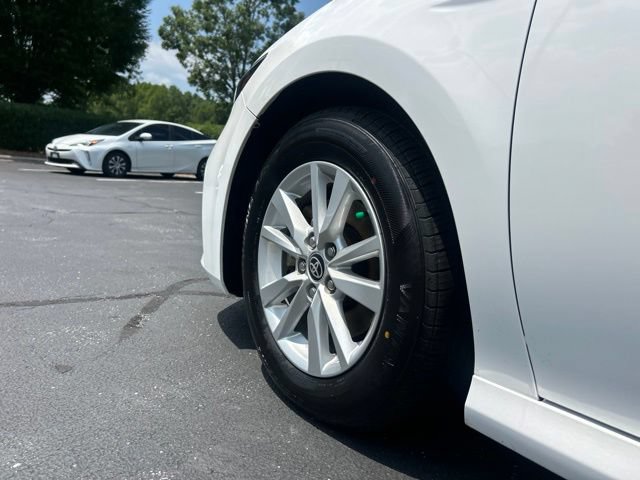 Used 2025 Toyota Camry LE FWD image 11