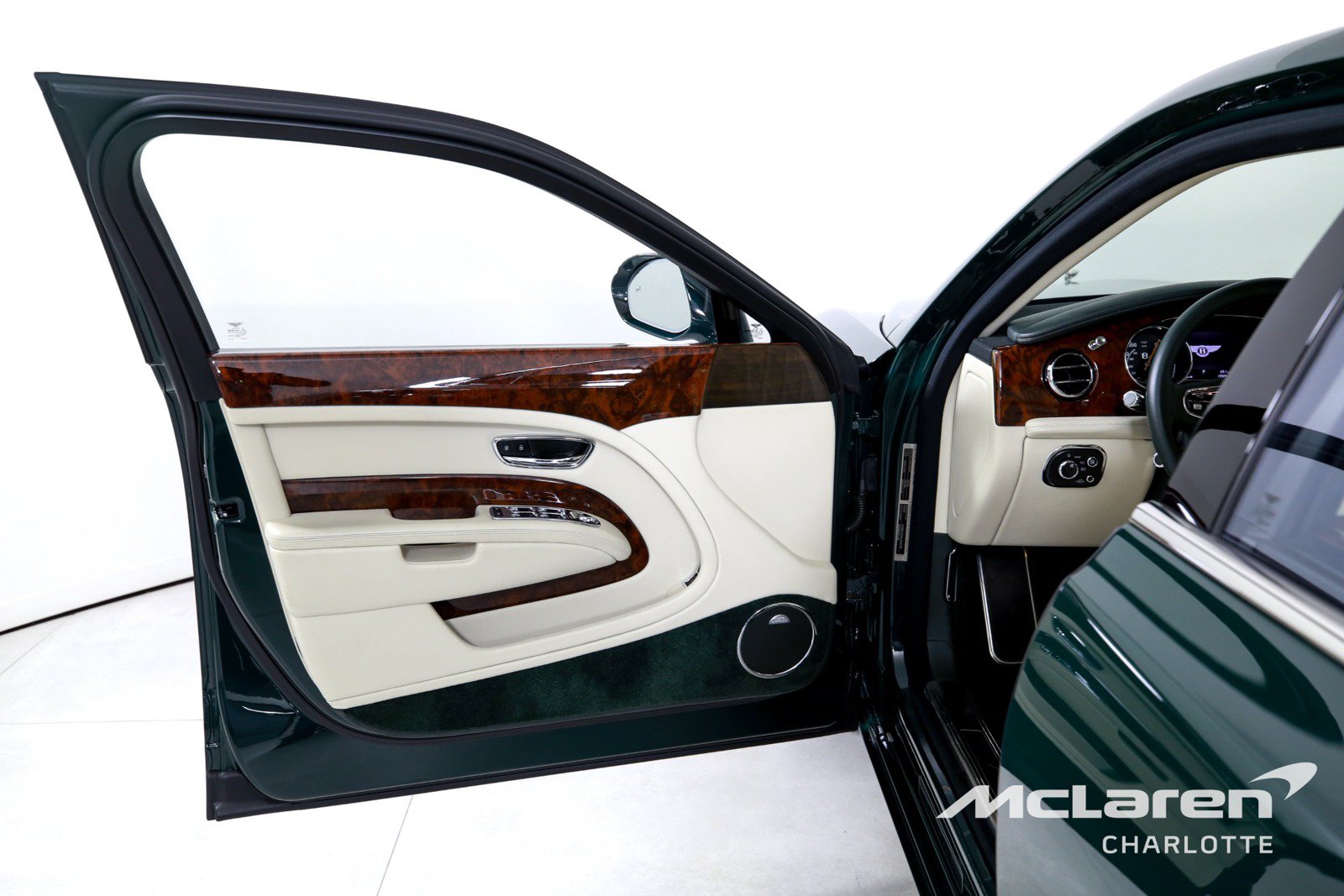 Used 2020 Bentley Mulsanne RWD image 10