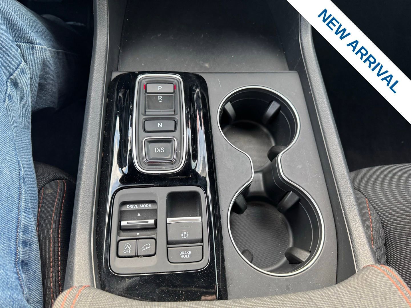 Used 2025 Honda Pilot Sport image 27