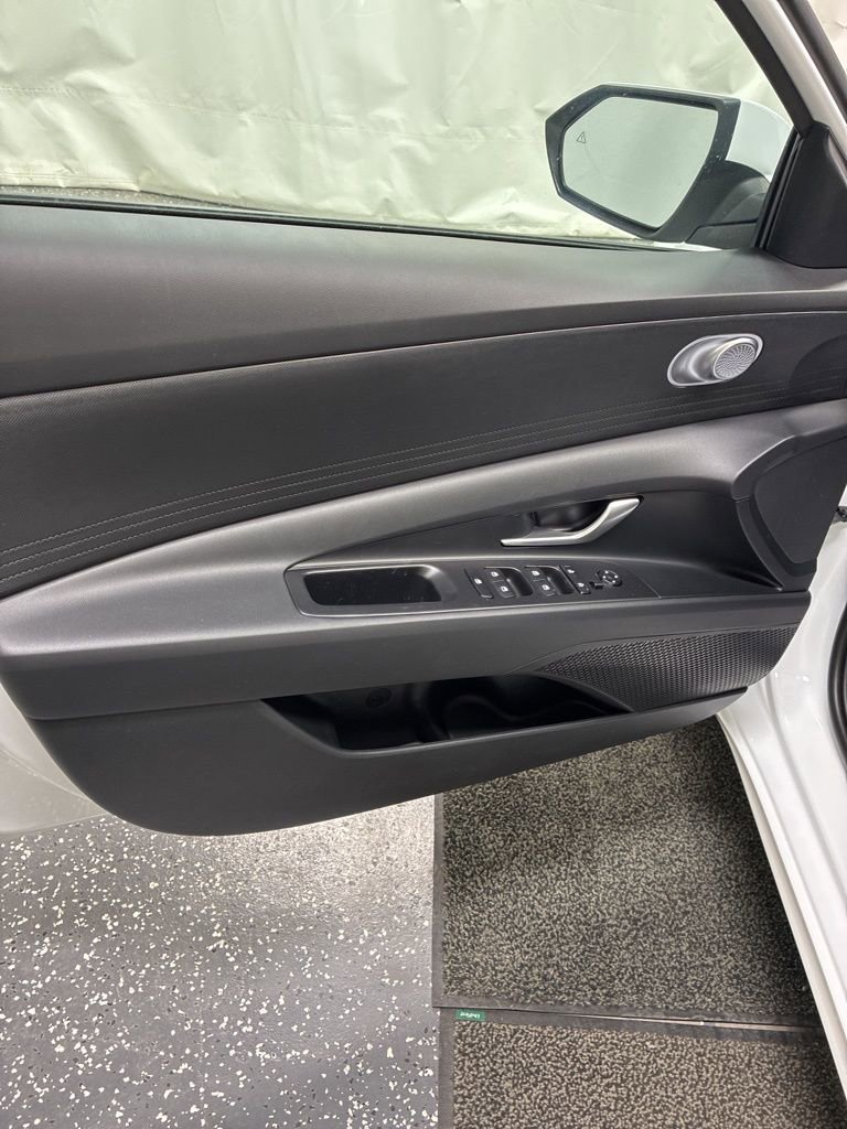 New 2026 Hyundai Elantra Blue image 11