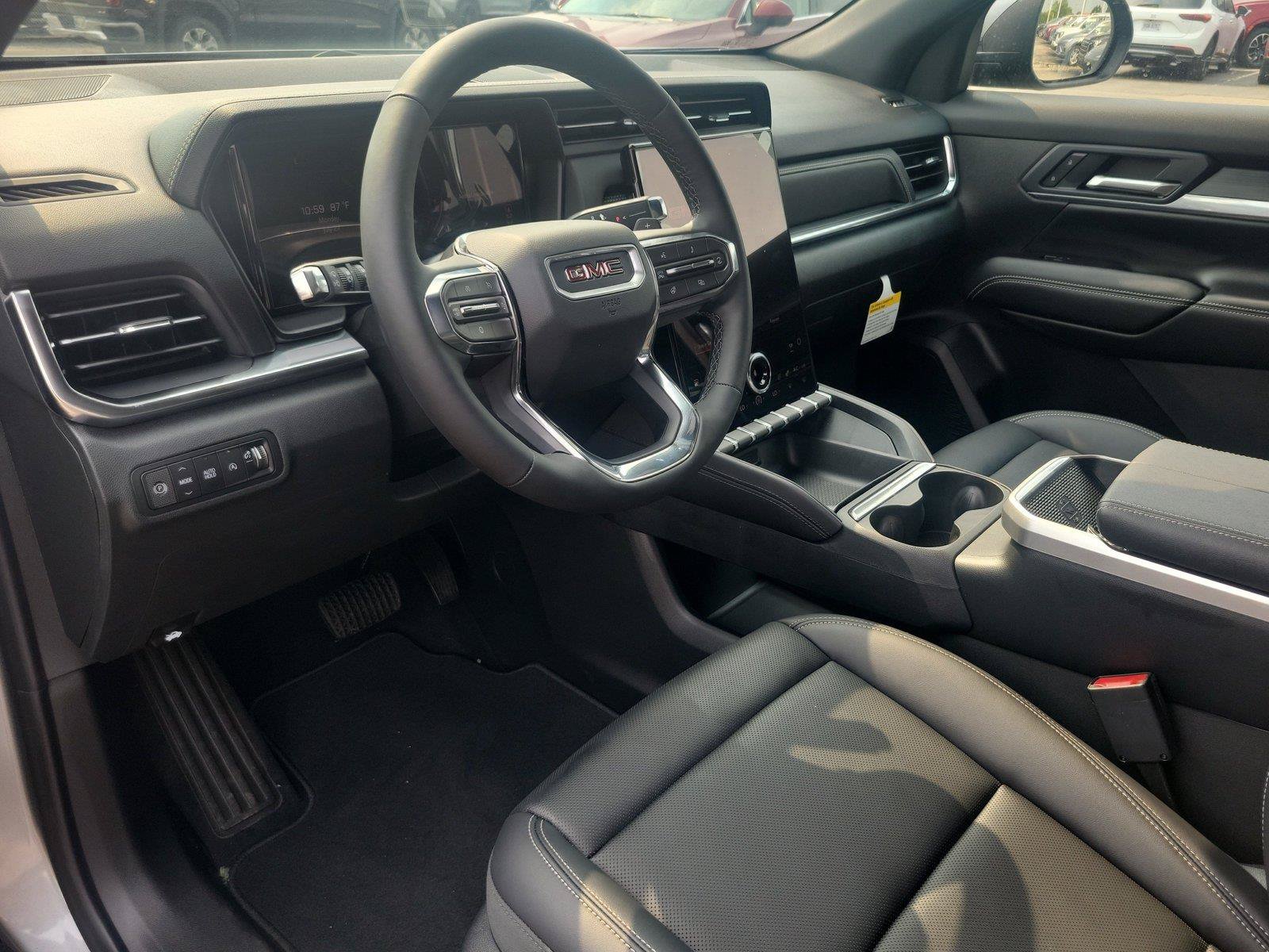 New 2027 GMC Terrain Elevation w/ Elevation Premium Package FWD image 16