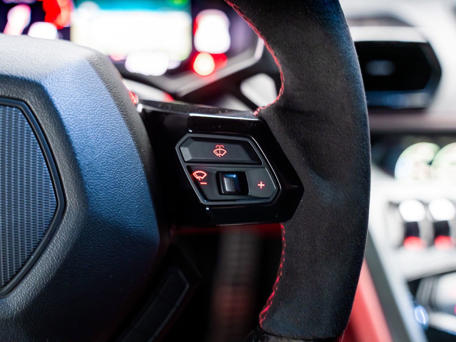 Used 2015 Lamborghini Huracan LP 610-4 image 44