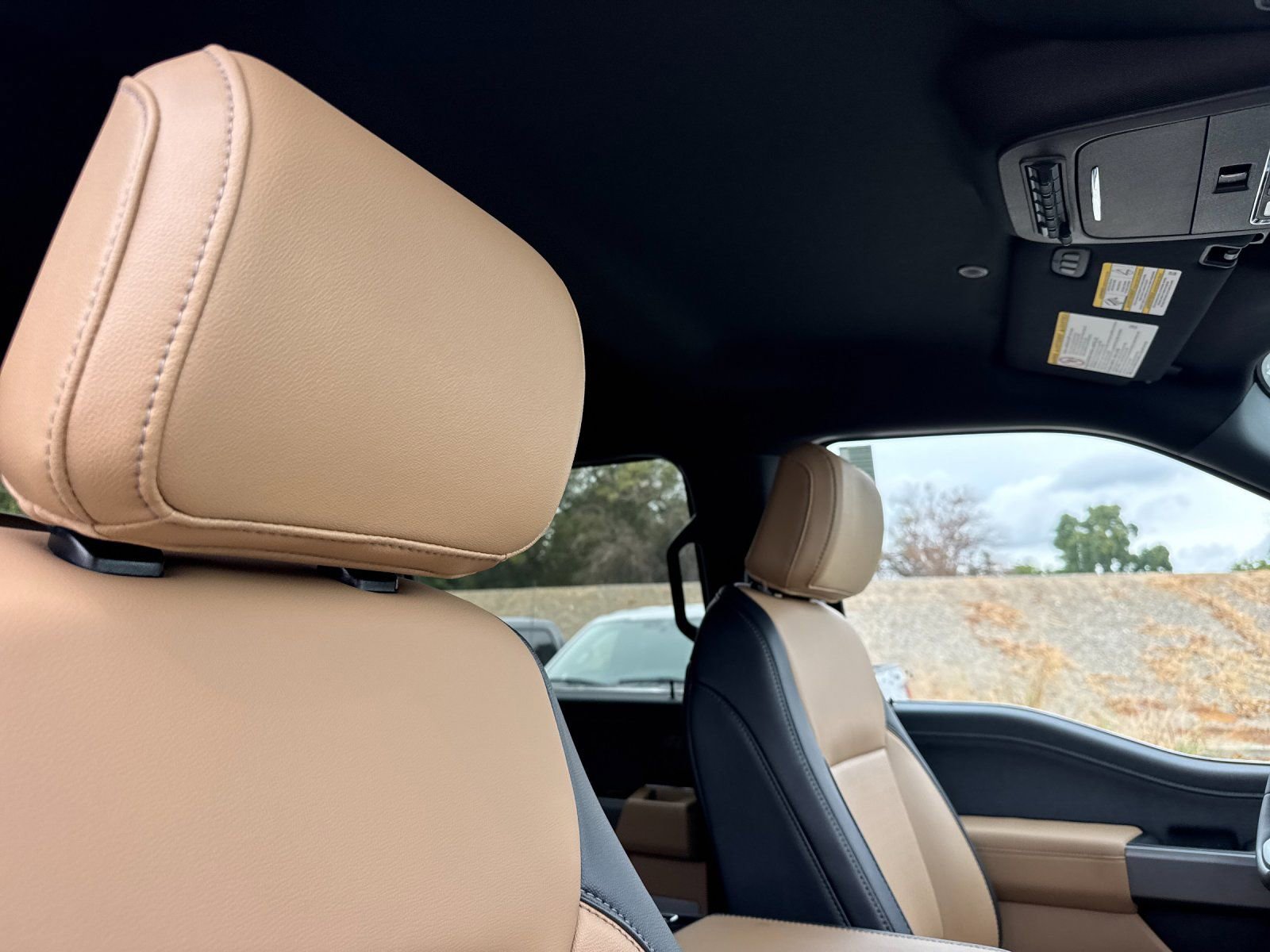 New 2026 Ford F250 Lariat w/ Lariat Premium Package image 17