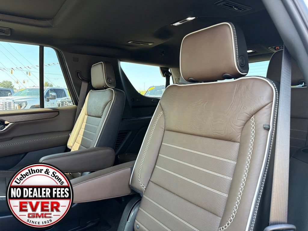 New 2026 GMC Yukon Denali Ultimate AWD/4WD image 22