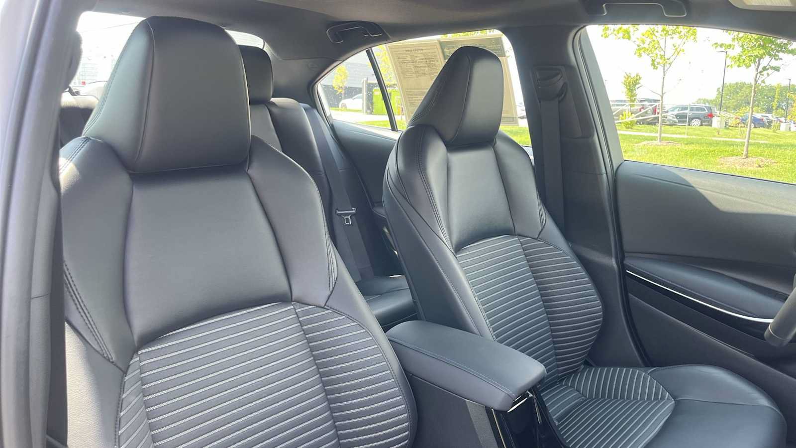 Used 2021 Toyota Corolla XSE w/ Carpet Mat Package (TMS) FWD image 35