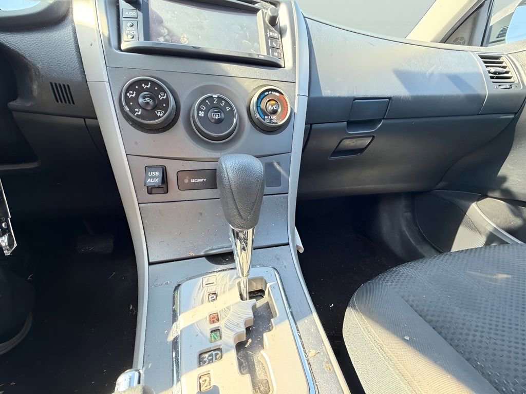 Used 2013 Toyota Corolla S image 28