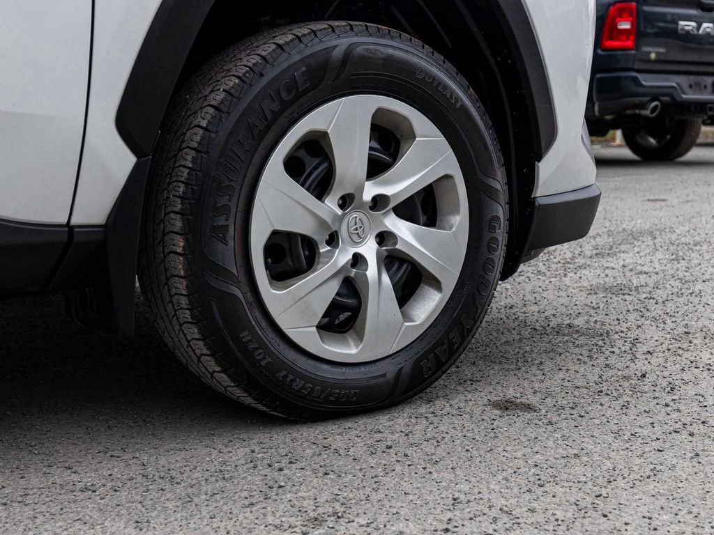 Used 2019 Toyota RAV4 LE w/ All Weather Liner Package AWD/4WD image 7