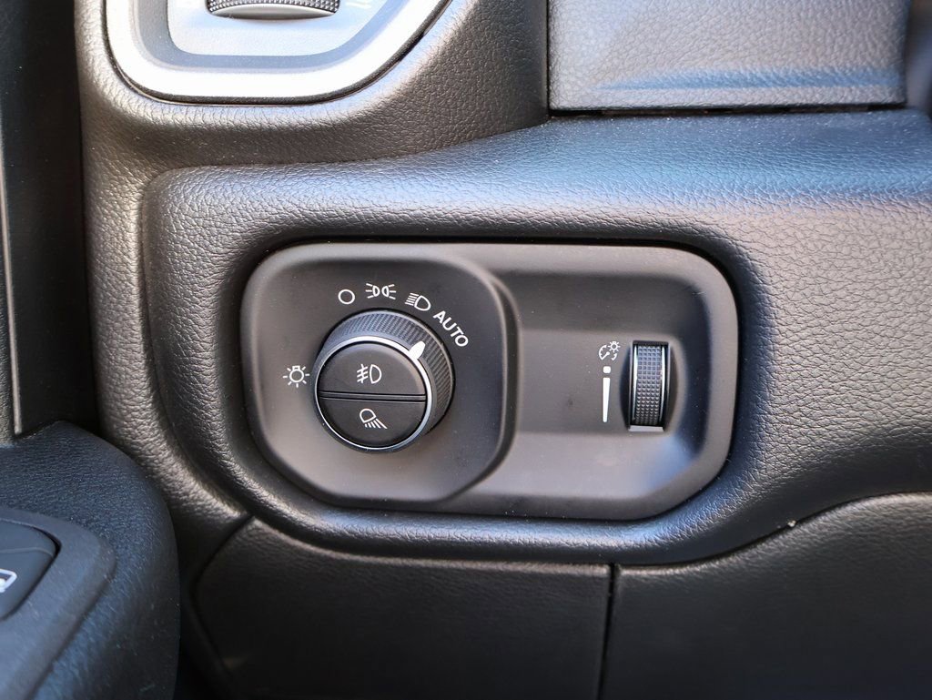 New 2026 RAM 5500 Tradesman AWD/4WD image 30