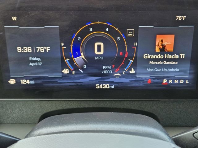 Used 2025 Chevrolet Traverse LT w/ Driver Confidence Package FWD image 16