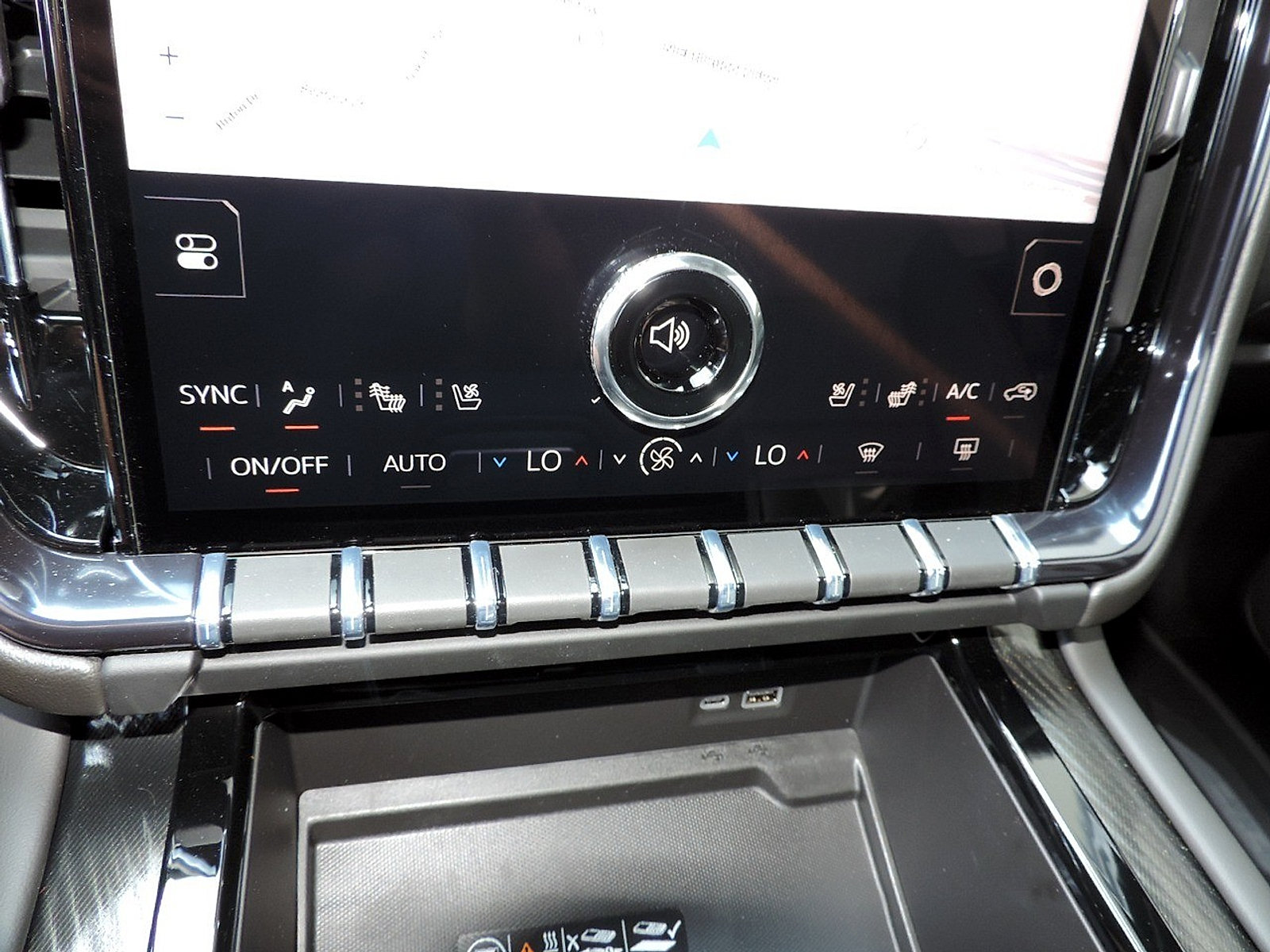 New 2026 GMC Yukon AT4 w/ AT4 Premium Plus Package AWD/4WD image 26