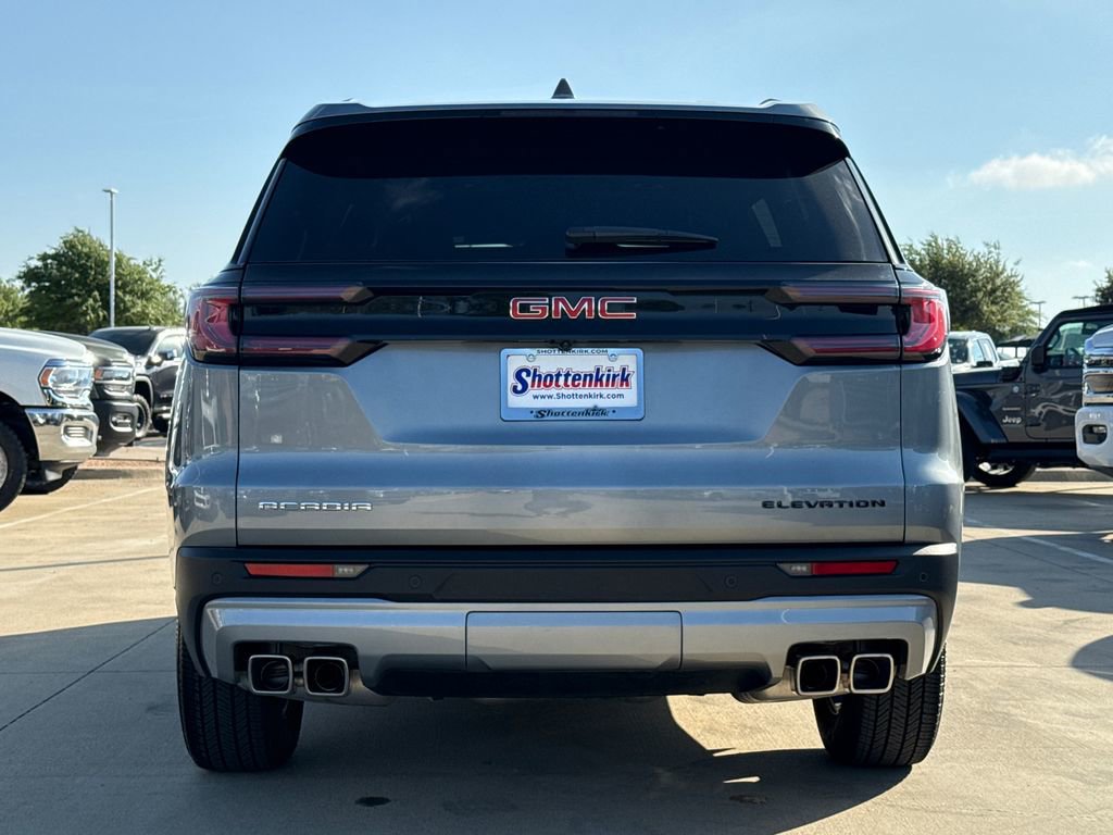 Used 2025 GMC Acadia Elevation FWD image 7