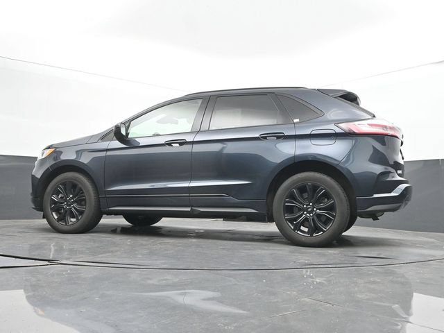Used 2023 Ford Edge SE w/ Black Appearance Package AWD/4WD image 29