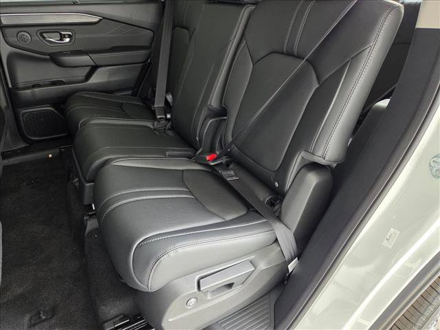 New 2026 Honda Pilot Touring image 16