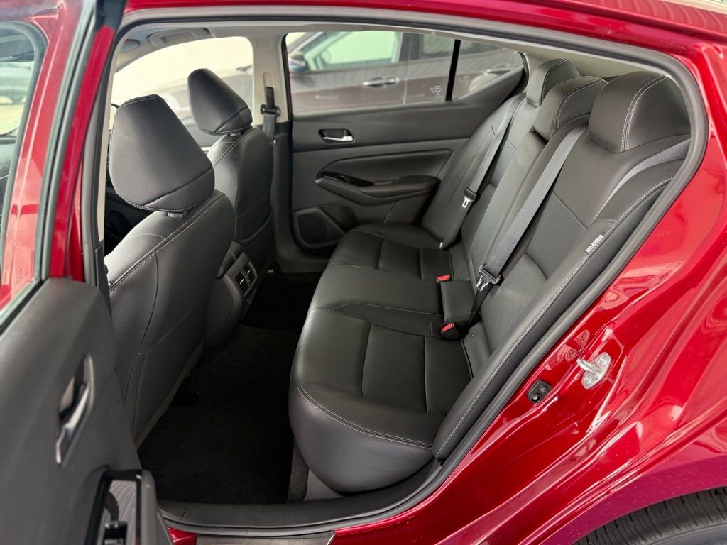 Used 2023 Nissan Altima 2.5 SL image 12
