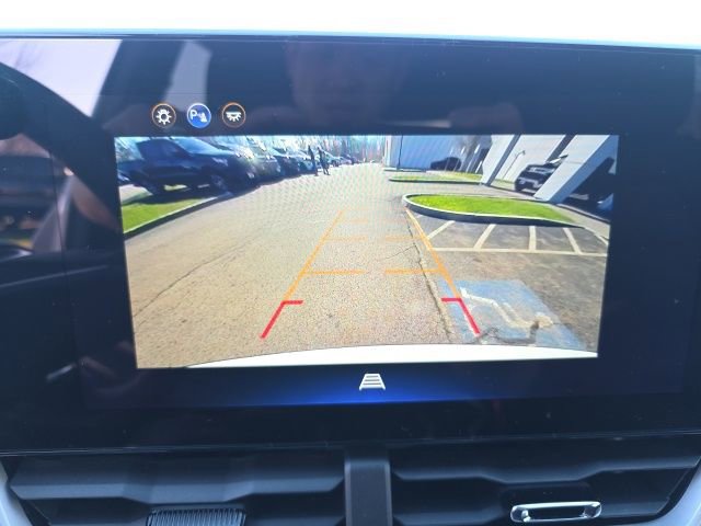 Used 2026 Chevrolet Equinox LT w/ LPO, Floor Liner Package AWD/4WD image 31