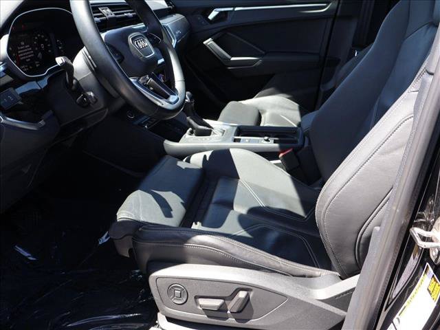 Used 2023 Audi Q3 2.0T Premium w/ Black Optic Sport Package AWD/4WD image 20