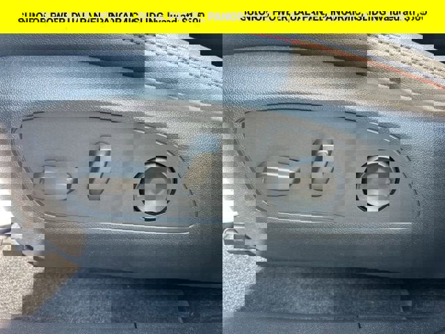 New 2025 Chevrolet Equinox EV RS image 4