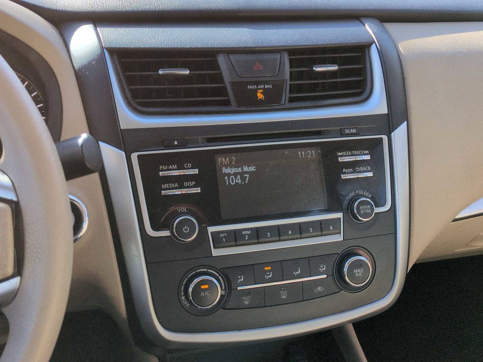 Used 2016 Nissan Altima 2.5 S w/ Power Driver Seat Package image 28