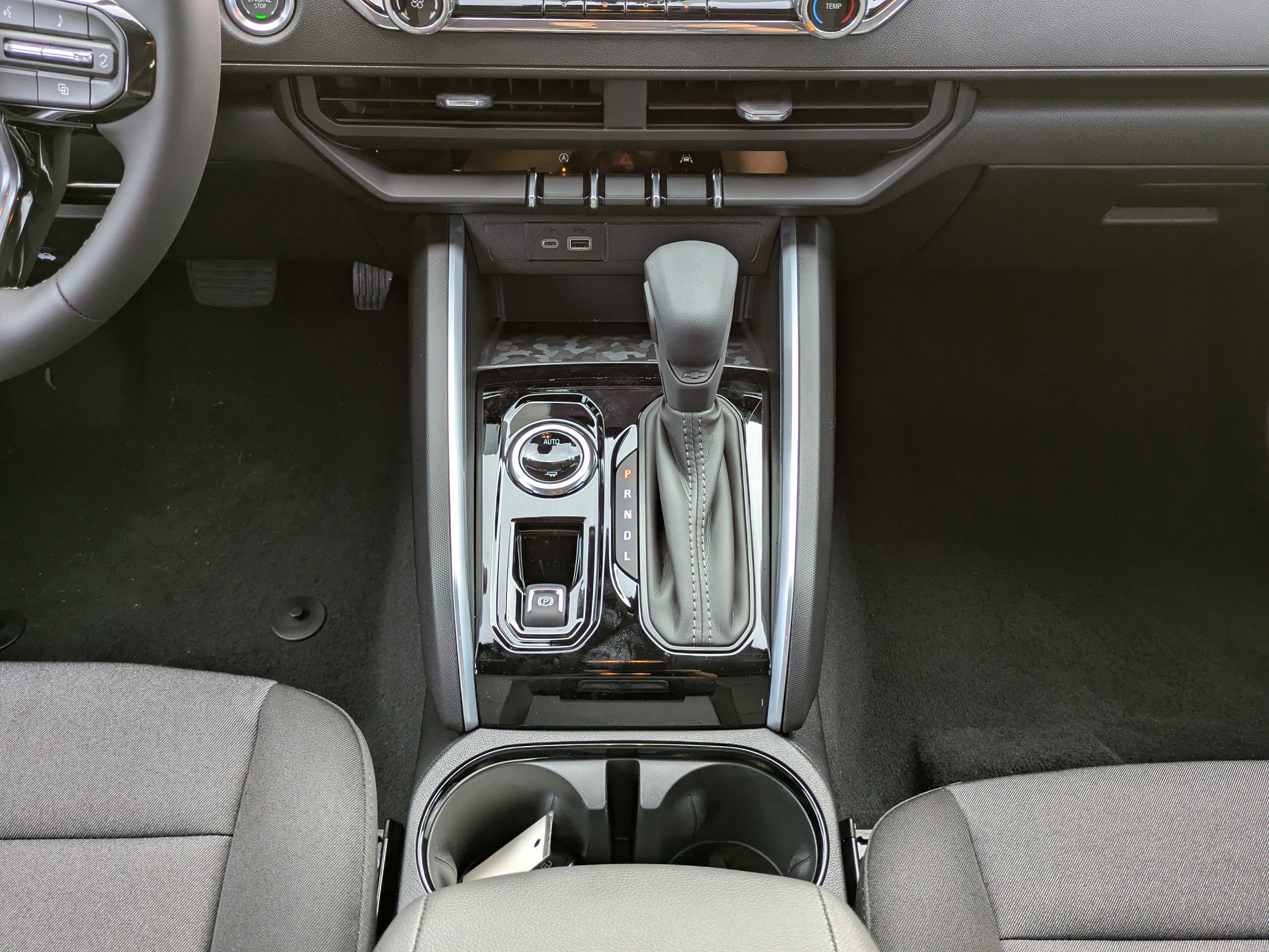 New 2026 Chevrolet Colorado W/T w/ WT Custom Package AWD/4WD image 19