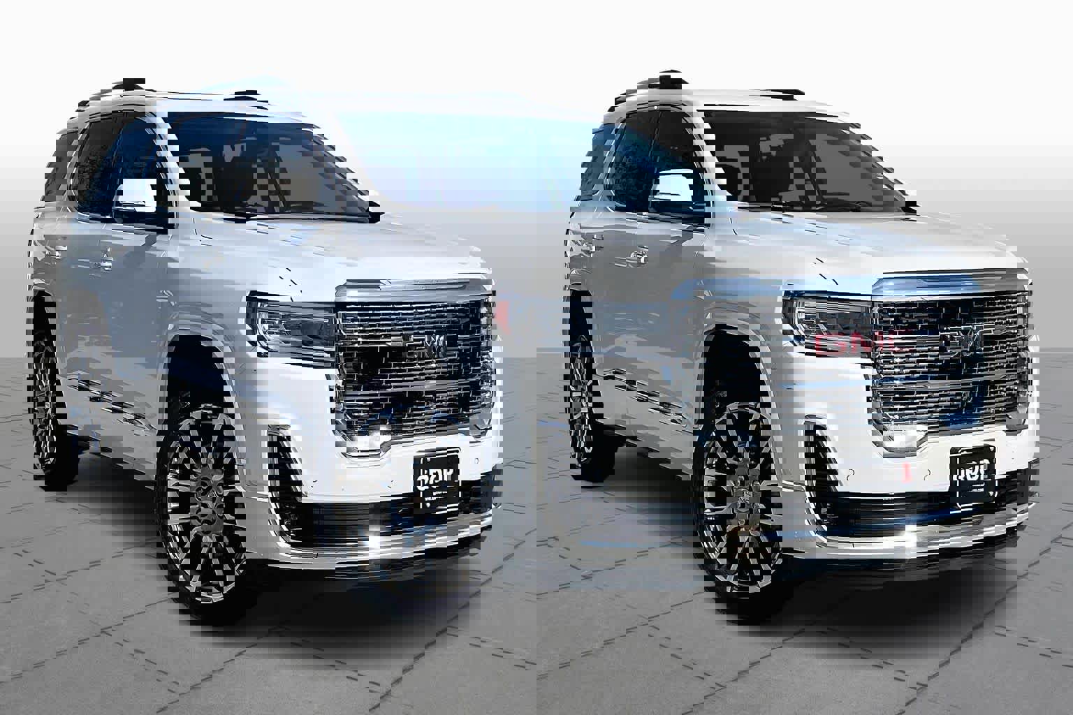 Certified 2023 GMC Acadia Denali w/ Denali Ultimate Package image 2