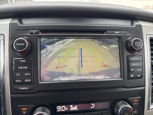 Used 2017 Nissan Titan SV image 9