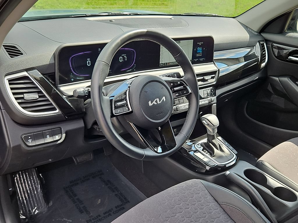 Certified 2026 Kia Seltos S AWD/4WD image 26