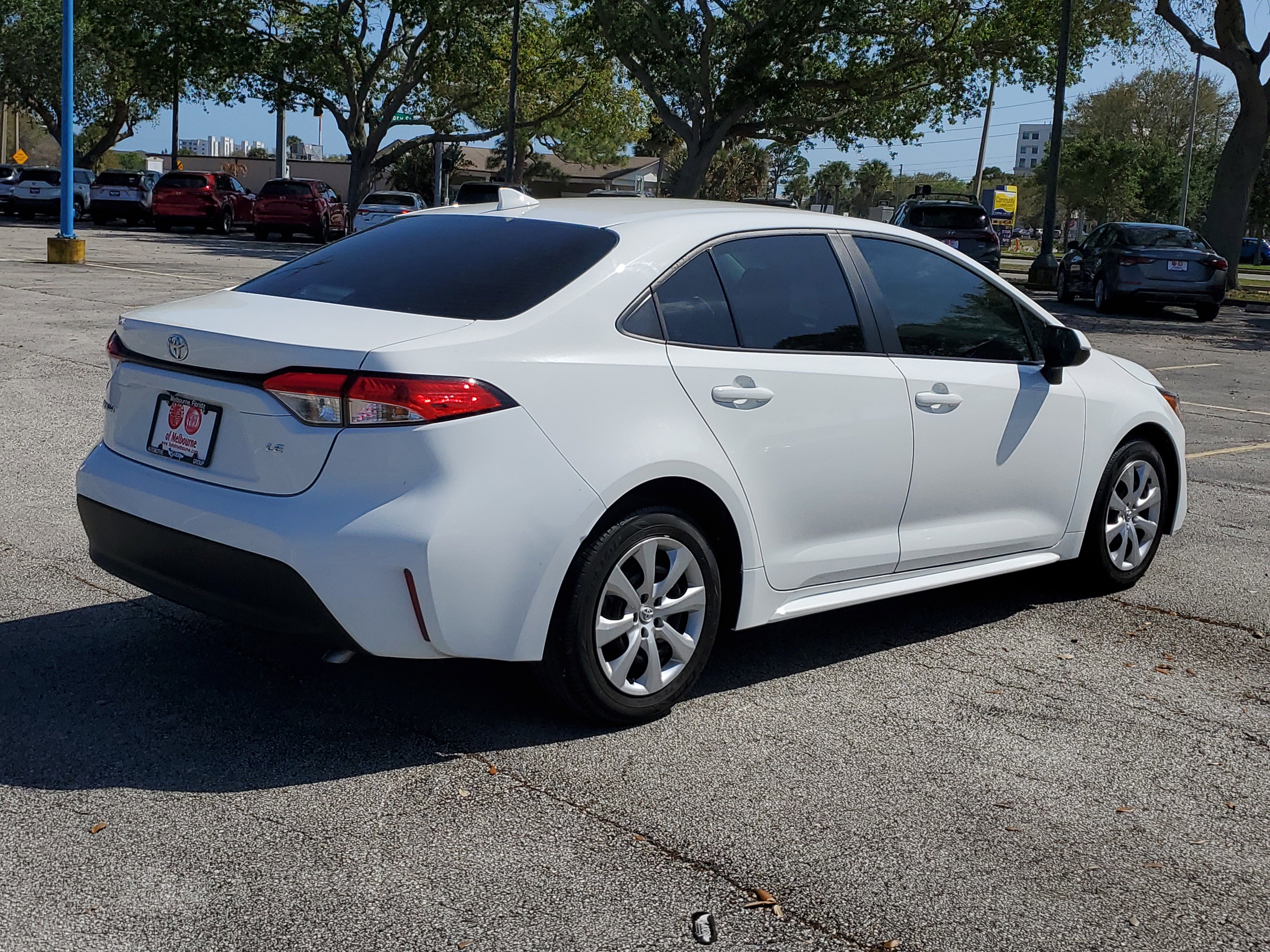 Used 2024 Toyota Corolla LE FWD image 4
