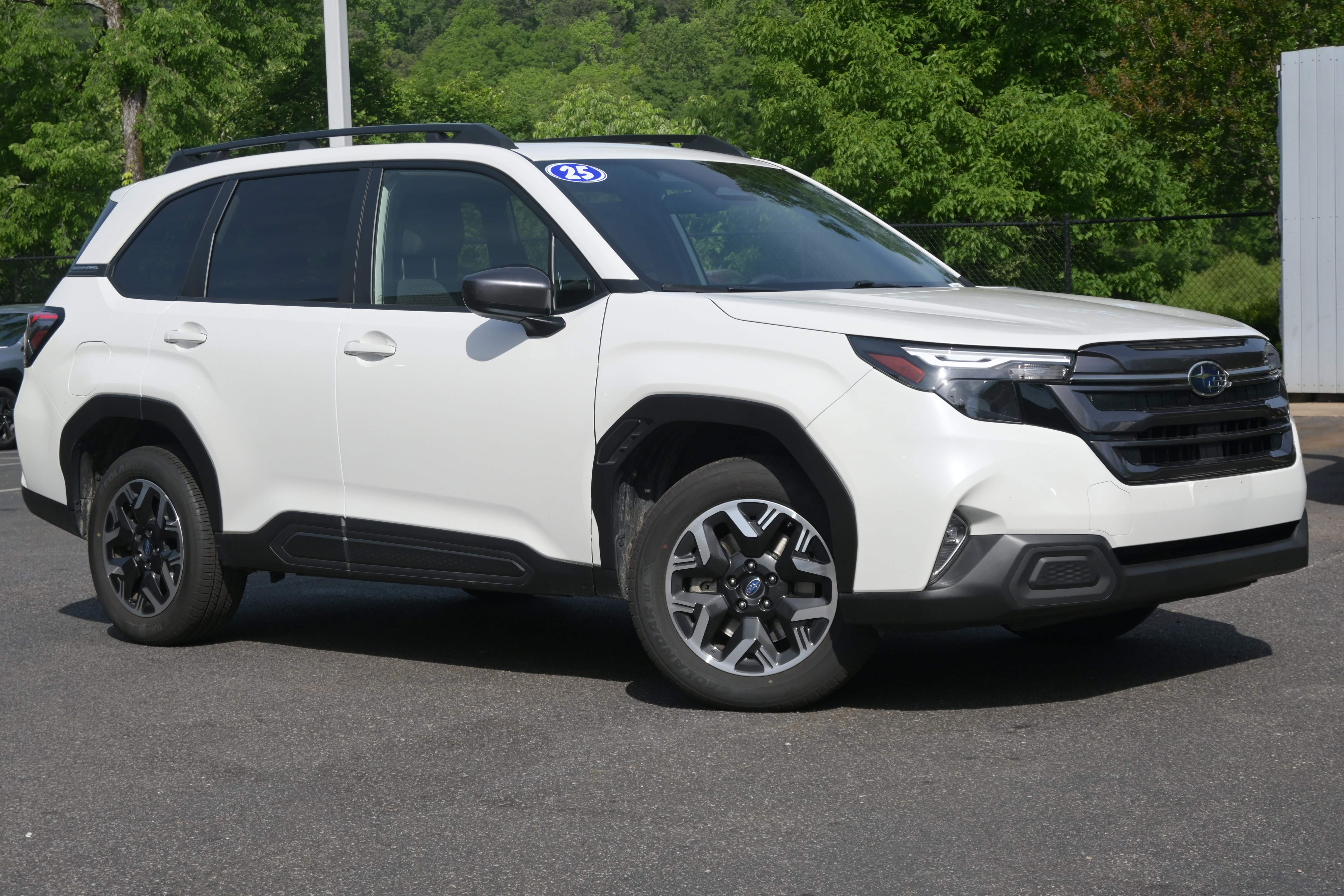 Certified 2025 Subaru Forester Premium AWD/4WD image 2
