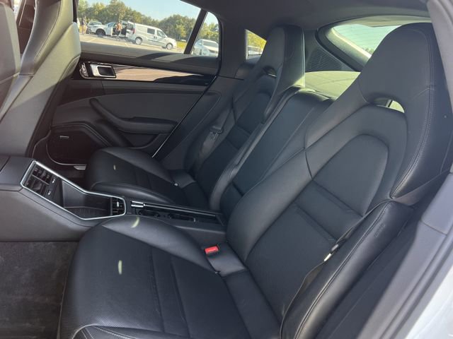 Used 2019 Porsche Panamera 4 AWD/4WD image 19