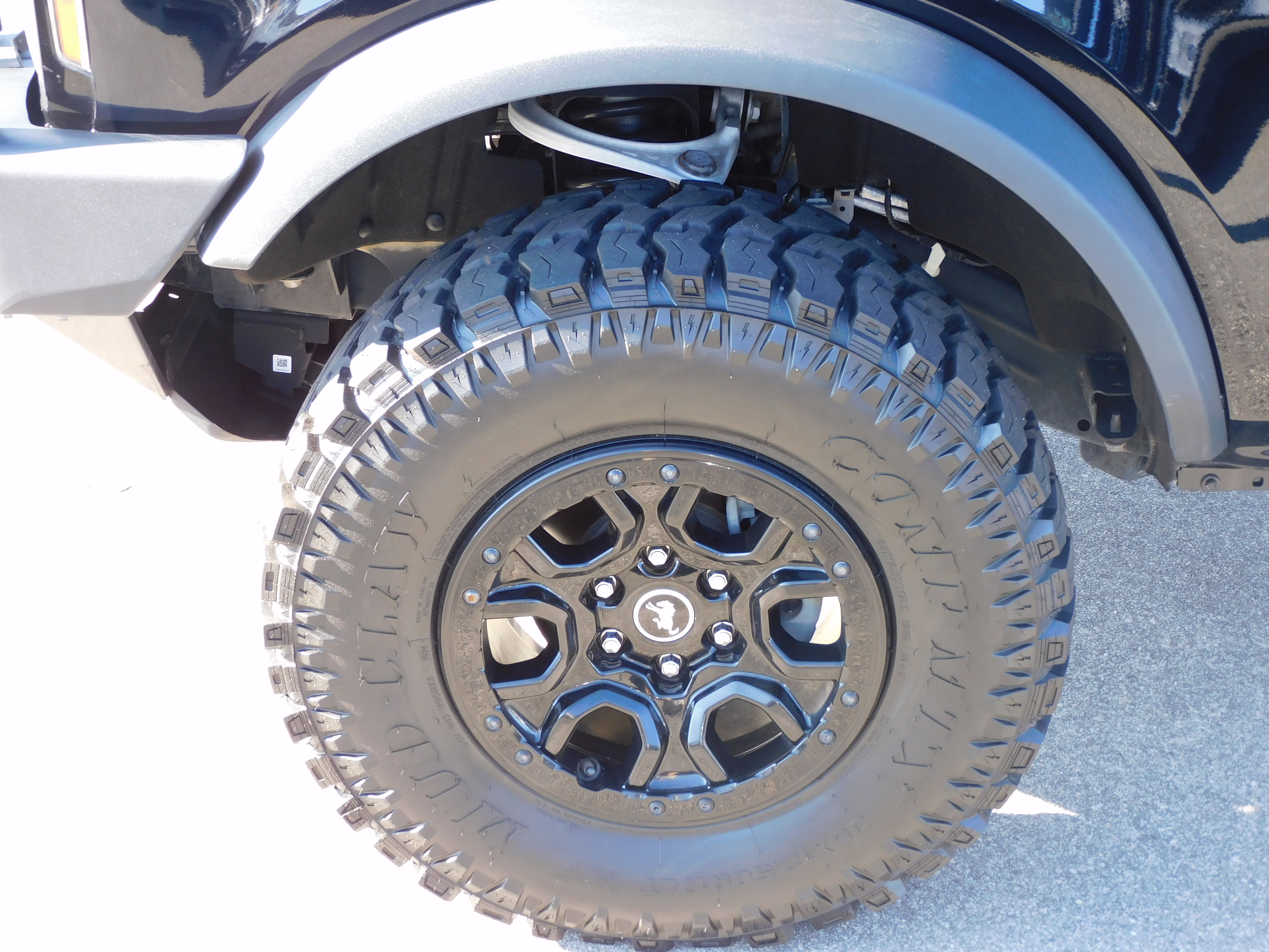 Used 2022 Ford Bronco Wildtrak image 9