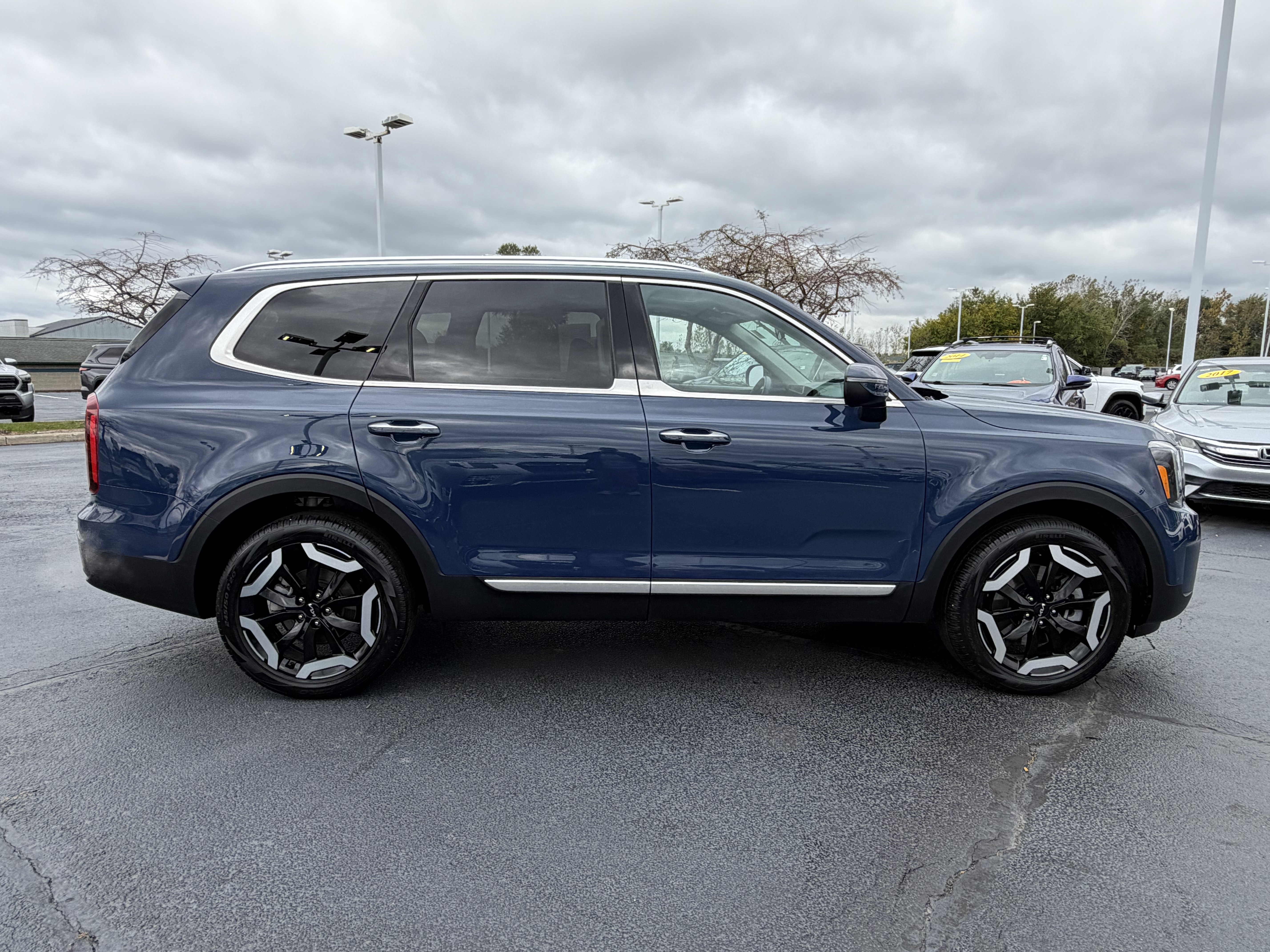 Used 2024 Kia Telluride S w/ S Sunroof Package AWD/4WD image 10