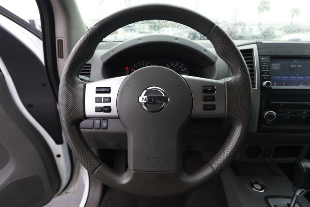 Used 2020 Nissan Frontier S image 11