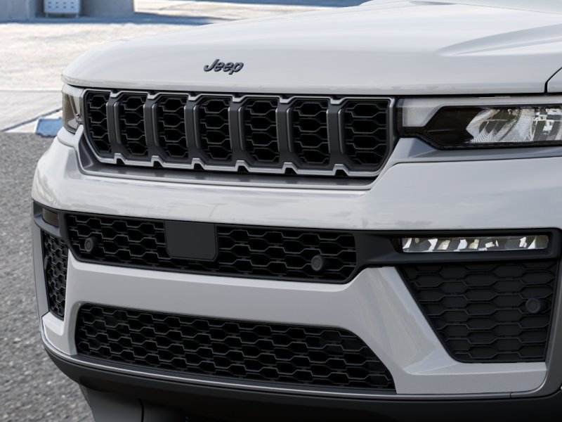 New 2026 Jeep Grand Cherokee Limited AWD/4WD image 11