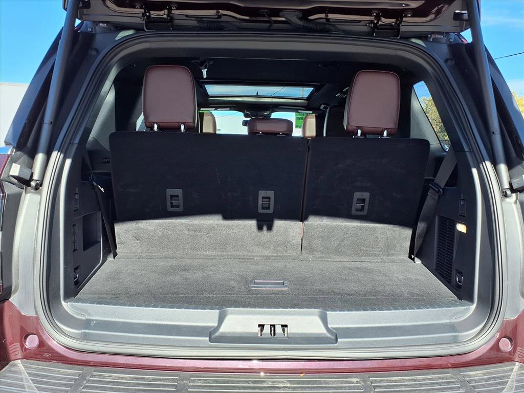 Used 2023 Ford Expedition Limited image 20