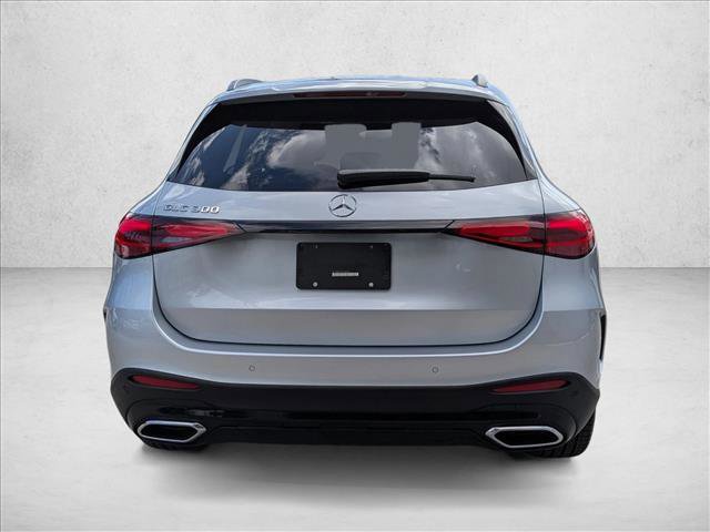 Used 2025 Mercedes-Benz GLC 300 image 7