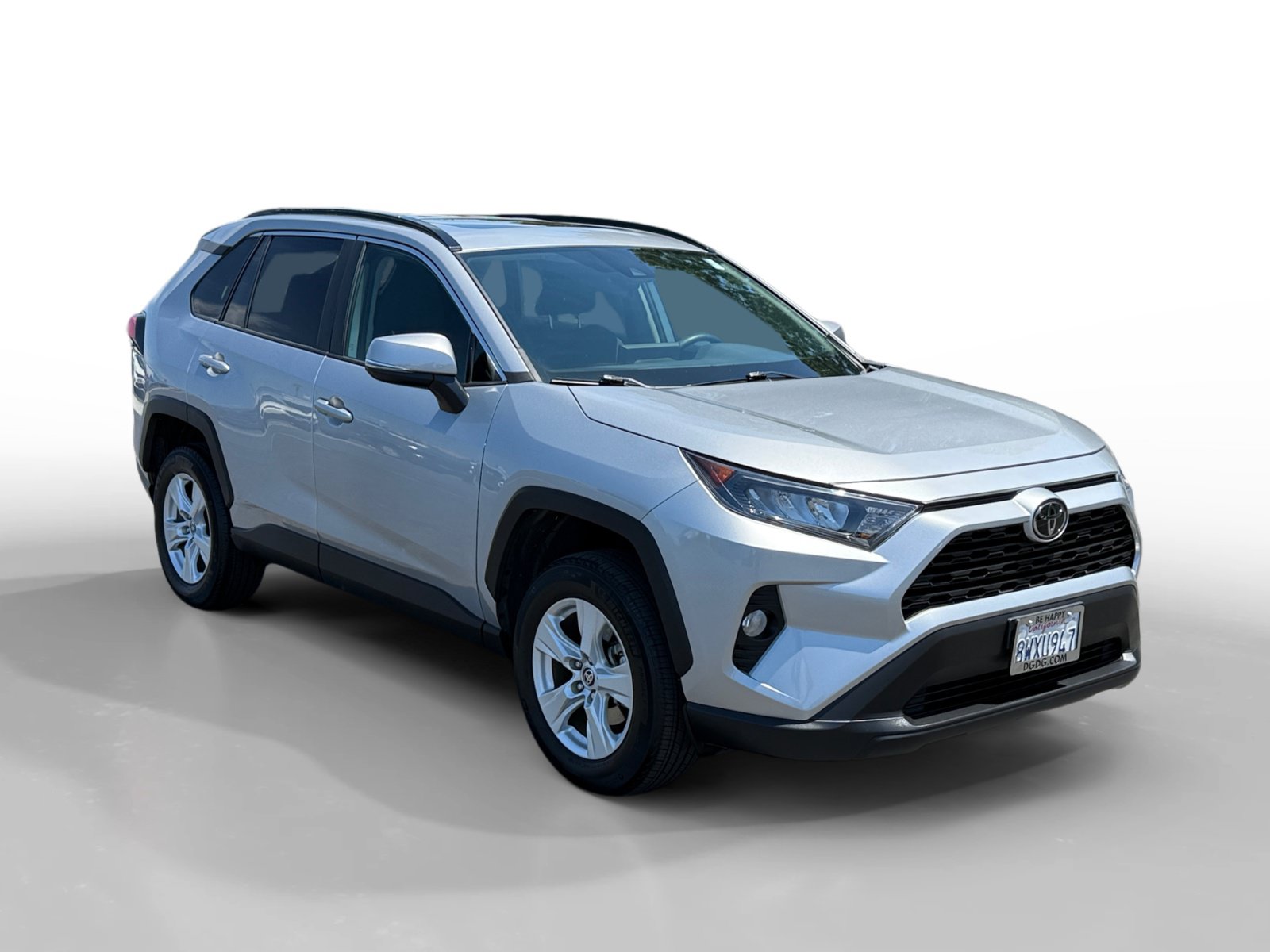 Used 2021 Toyota RAV4 XLE w/ Convenience Package FWD image 7