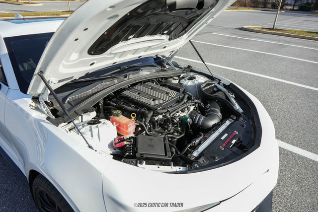 Used 2017 Chevrolet Camaro ZL1 image 16