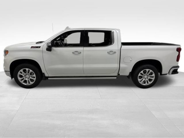 Certified 2023 Chevrolet Silverado 1500 LTZ w/ LTZ Premium Package AWD/4WD image 3