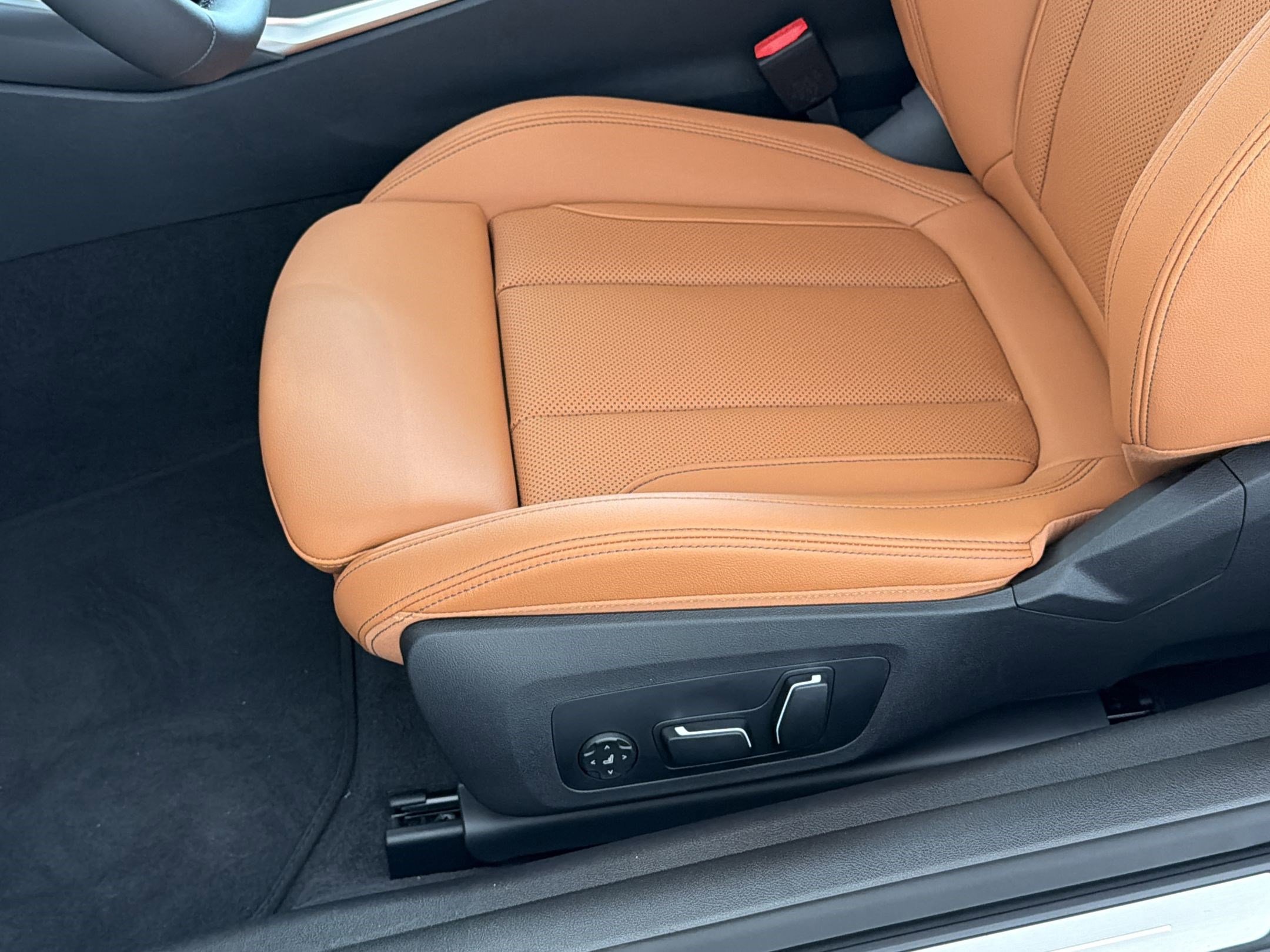 New 2027 BMW 430i xDrive Convertible w/ Premium Package AWD/4WD image 14