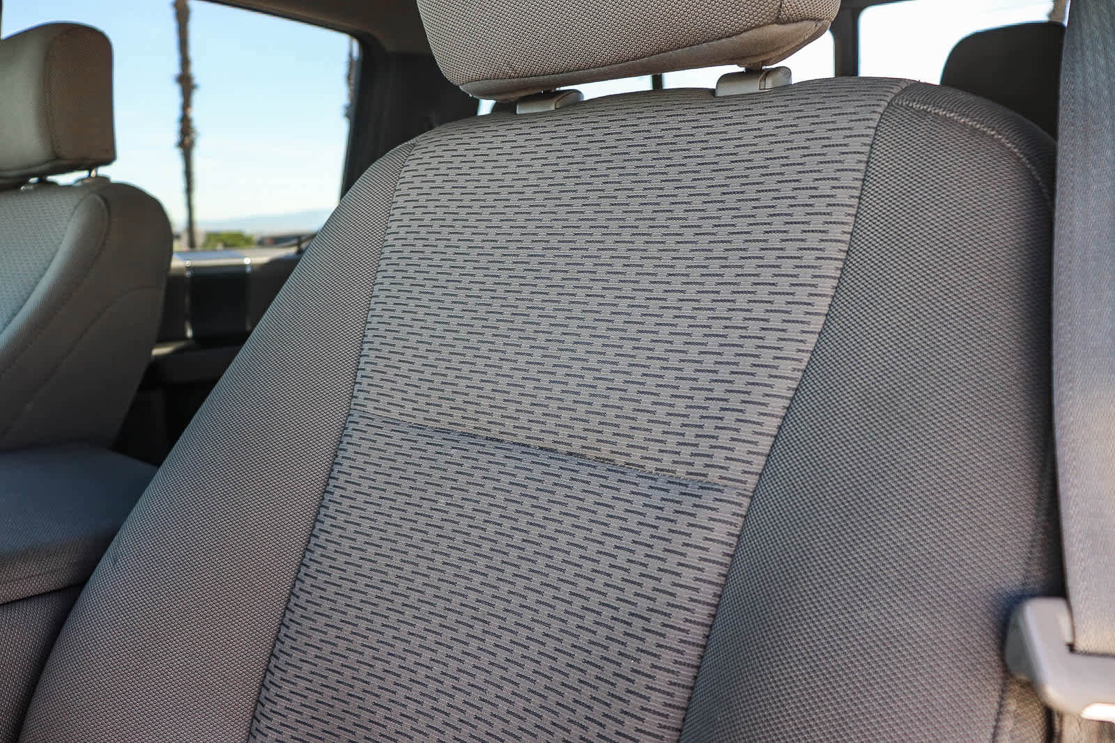 Used 2018 Ford F150 XLT w/ Equipment Group 302A Luxury AWD/4WD image 29