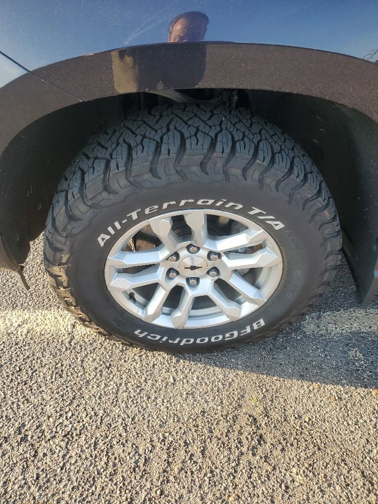 Used 2022 Chevrolet Silverado 1500 RST w/ Convenience Package II AWD/4WD image 12