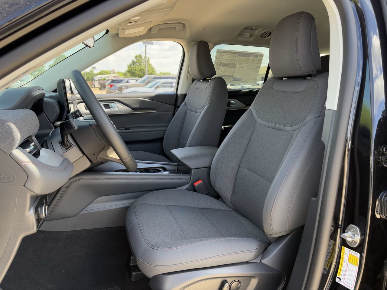 New 2026 Ford Explorer Active AWD/4WD image 23