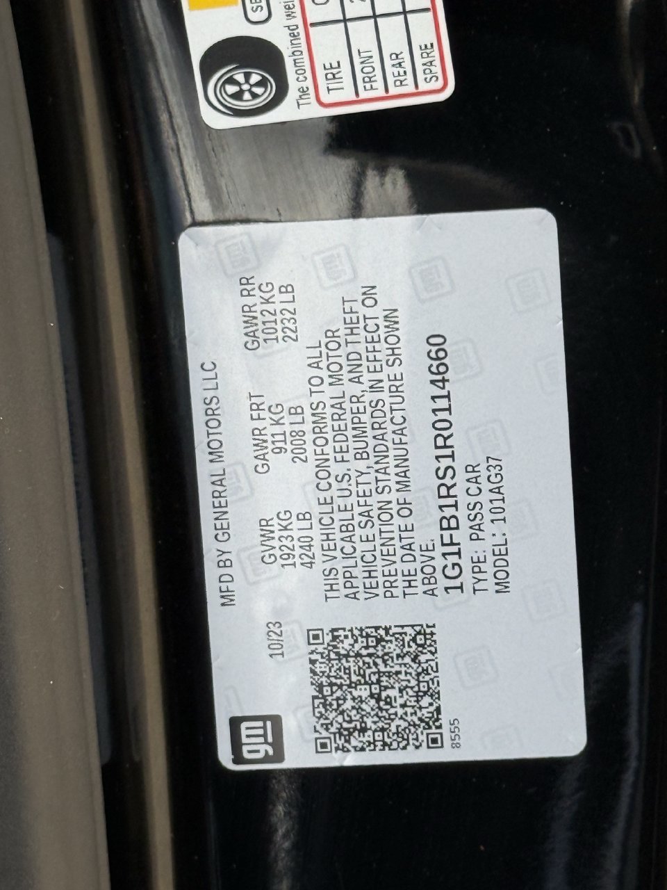 Used 2024 Chevrolet Camaro LT RWD image 29