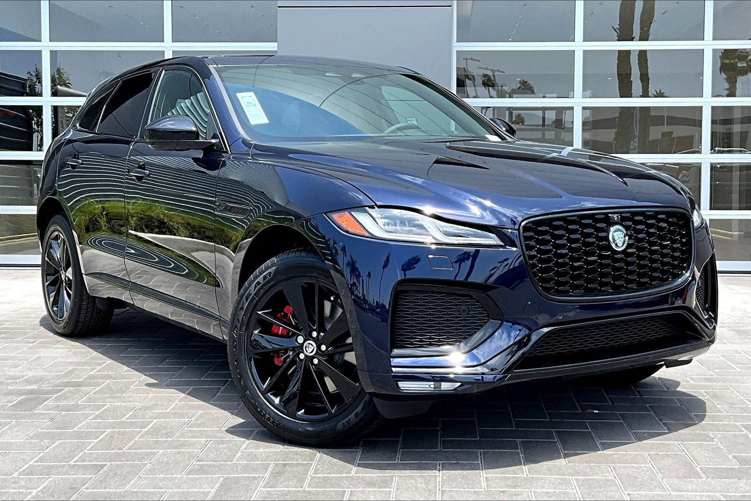 New 2026 Jaguar F-PACE R-Dynamic S image 2