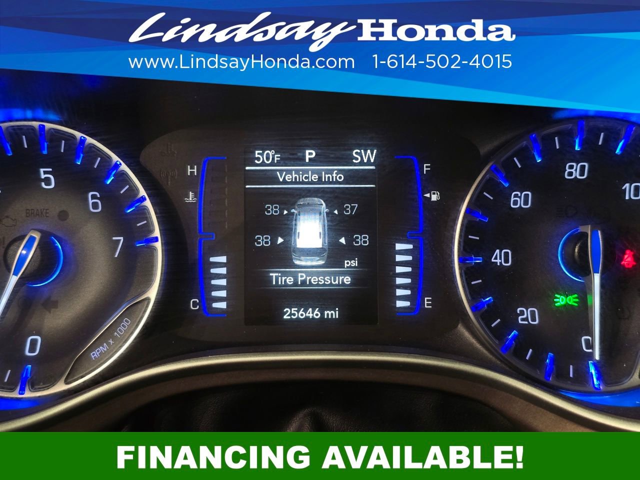 Used 2022 Chrysler Voyager LX image 15